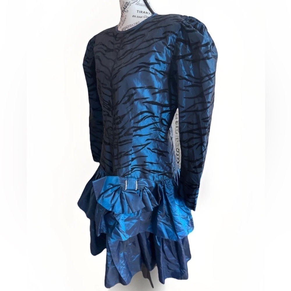 Vintage 80s Eva Brazzi Puff Sleeves Big Bow Metallic Animal Print Party Dress